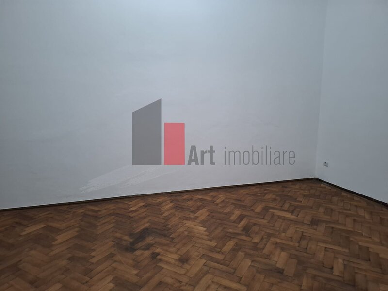 Cismigiu, Kogalniceanu, urgent, stradal, superpozitie,  scara curata, negociabil.