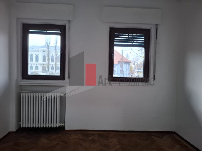 Cismigiu, Kogalniceanu, urgent, stradal, superpozitie,  scara curata, negociabil.