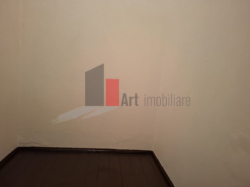 Cismigiu, Kogalniceanu, urgent, stradal, superpozitie,  scara curata, negociabil.