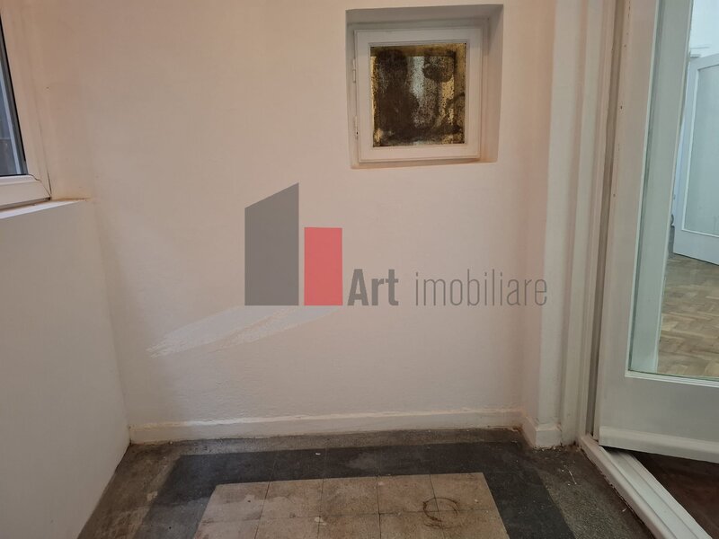 Cismigiu, Kogalniceanu, urgent, stradal, superpozitie,  scara curata, negociabil.